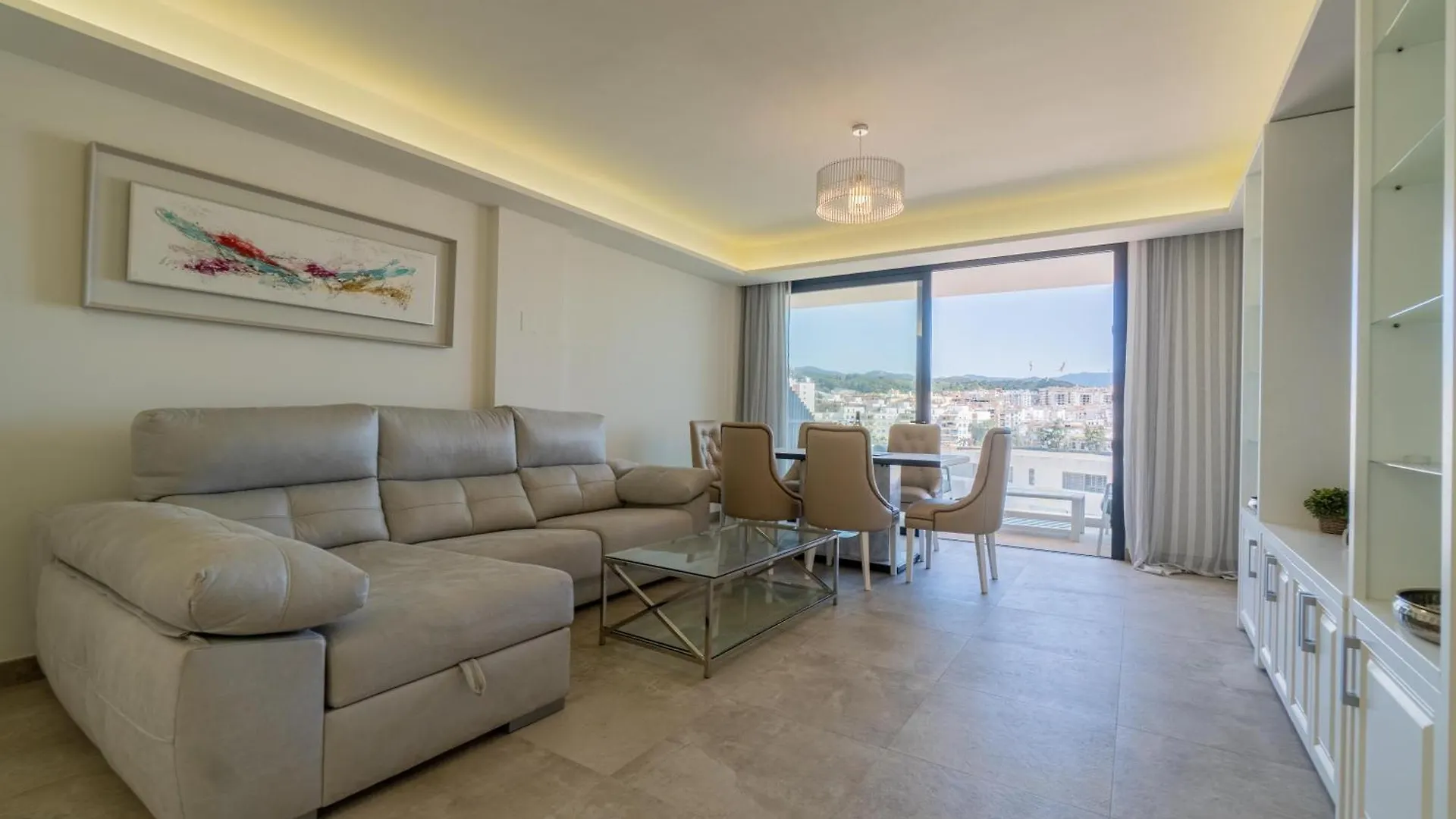 Modern Apartment In Estepona Ref M39