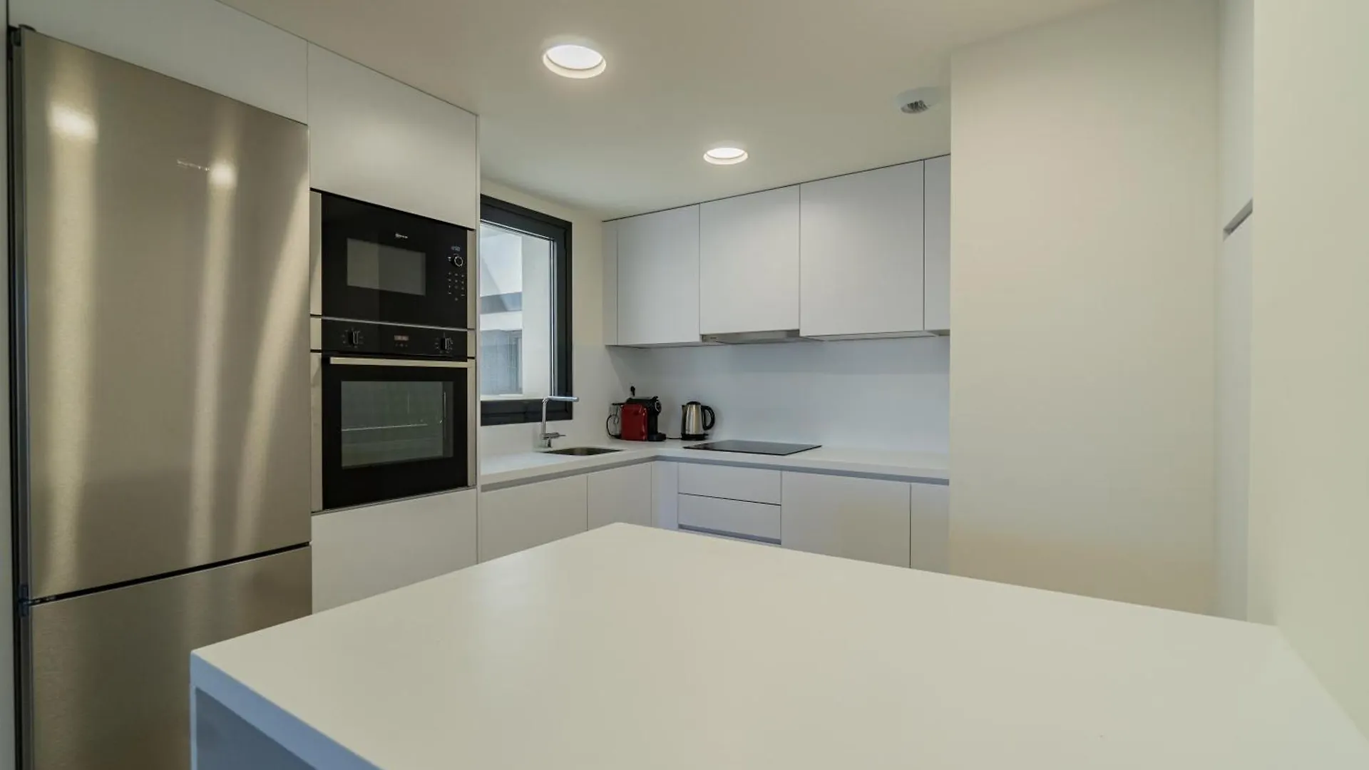 Modern Apartment In Estepona Ref M39